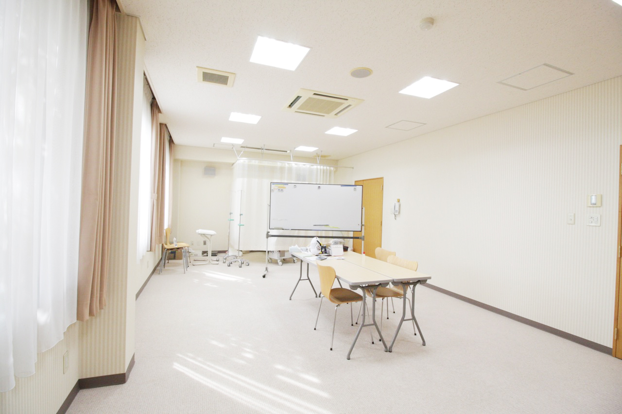 レクチャールーム